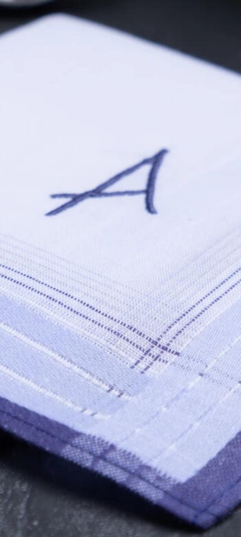 monogramm taschentuch blau monogramm taschentuch - blau mit Satinstreifen